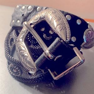 USMECO Paris mesh belt